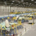 洛马公开F-35生产线现状 大批新机在建