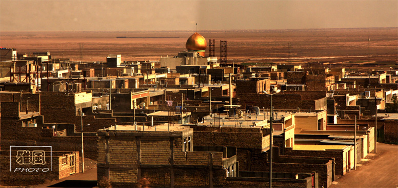 大漠里的小镇2.jpg