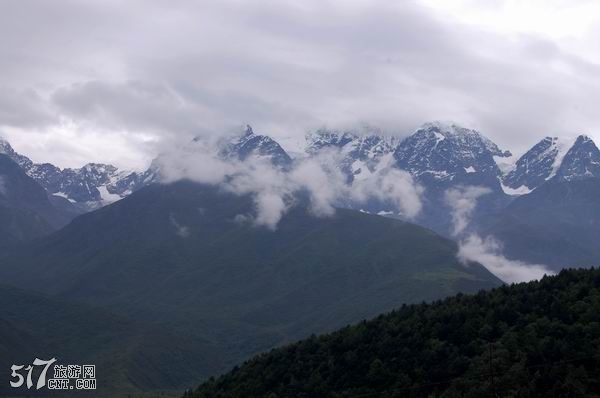 还是雪山